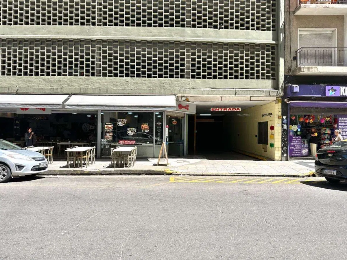 venta cochera cubierta centro con seguridad 24 hs 4