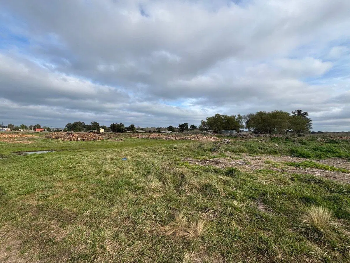 TERRENO EN VENTA DE 2695M2 ZONA PARQUE, NECOCHEA 3
