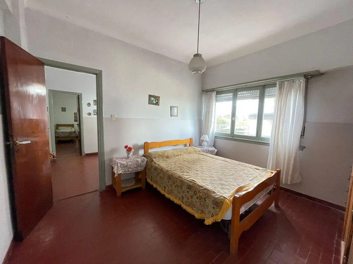 VENTA DEPARTAMENTO 3 AMB EDIFICIO FRENTE AL MAR 4