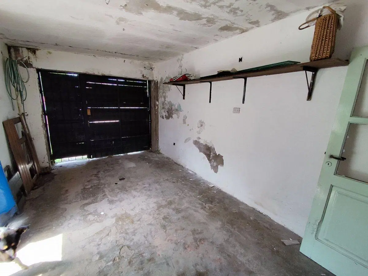 Oportunidad Casa 4 ambientes con garage y parque 5