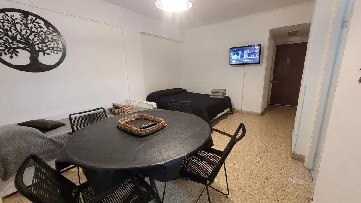 Alquiler Monoambiente con Cocina Separada - centro 2