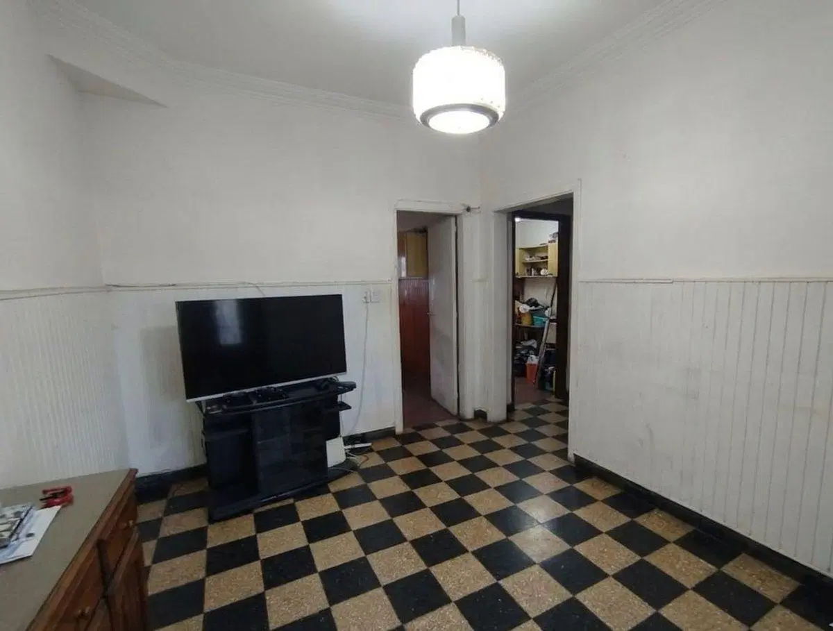 Propiedad con 4 unid. indep. Lote 500 m² Necochea 3