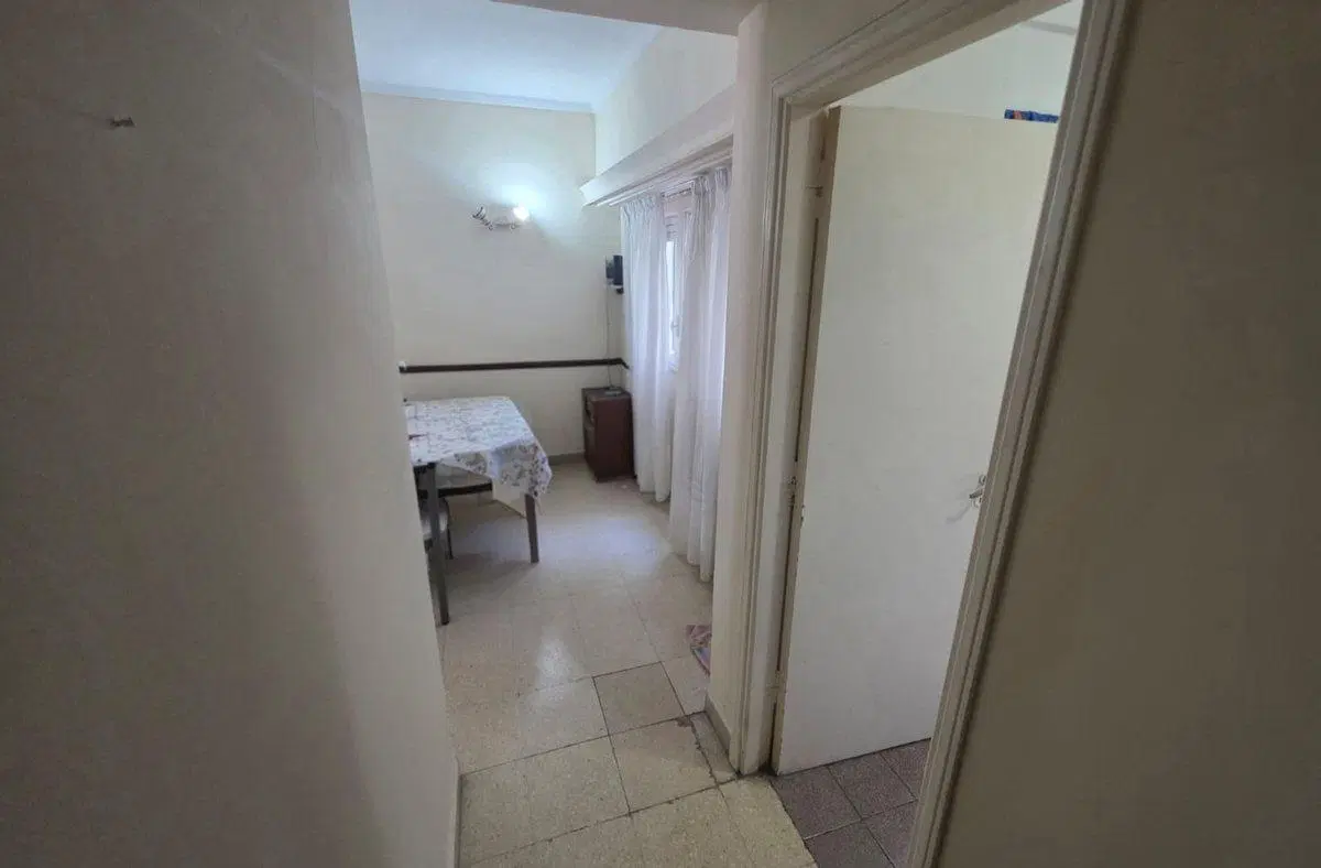 Departamento 2 ambientes con balcón y lavadero 8
