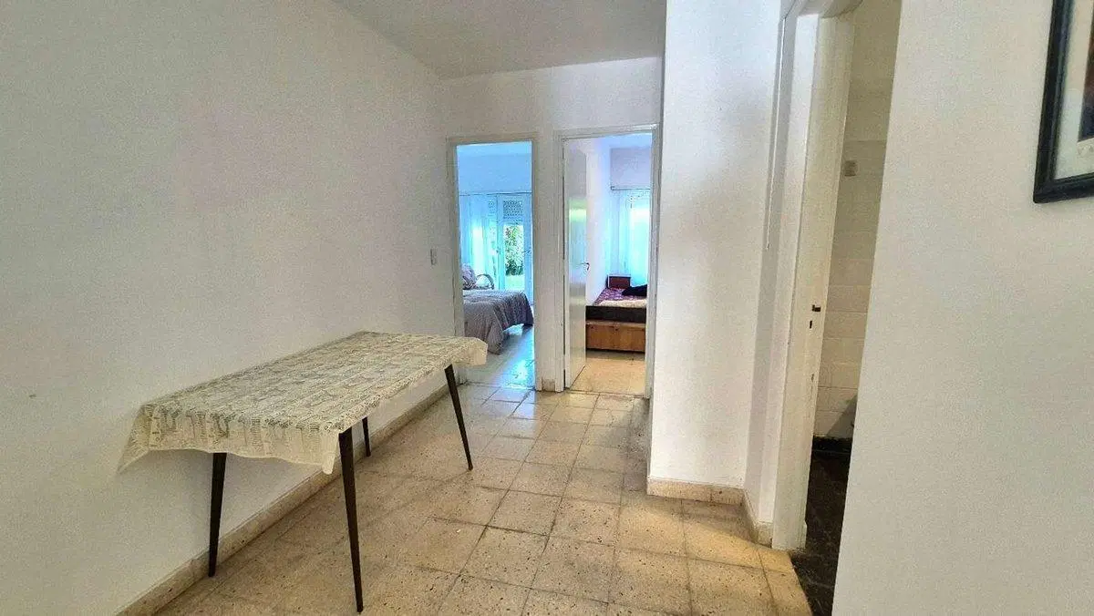 VENTA CASA 4 AMBIENTES CON PATIO - MIRAMAR 5