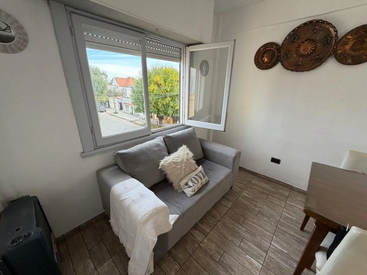 VENTA DOS AMBIENTES AL FRENTE  B. VILLA PRIMERA 3