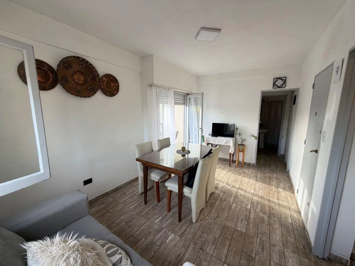 VENTA DOS AMBIENTES AL FRENTE  B. VILLA PRIMERA 2