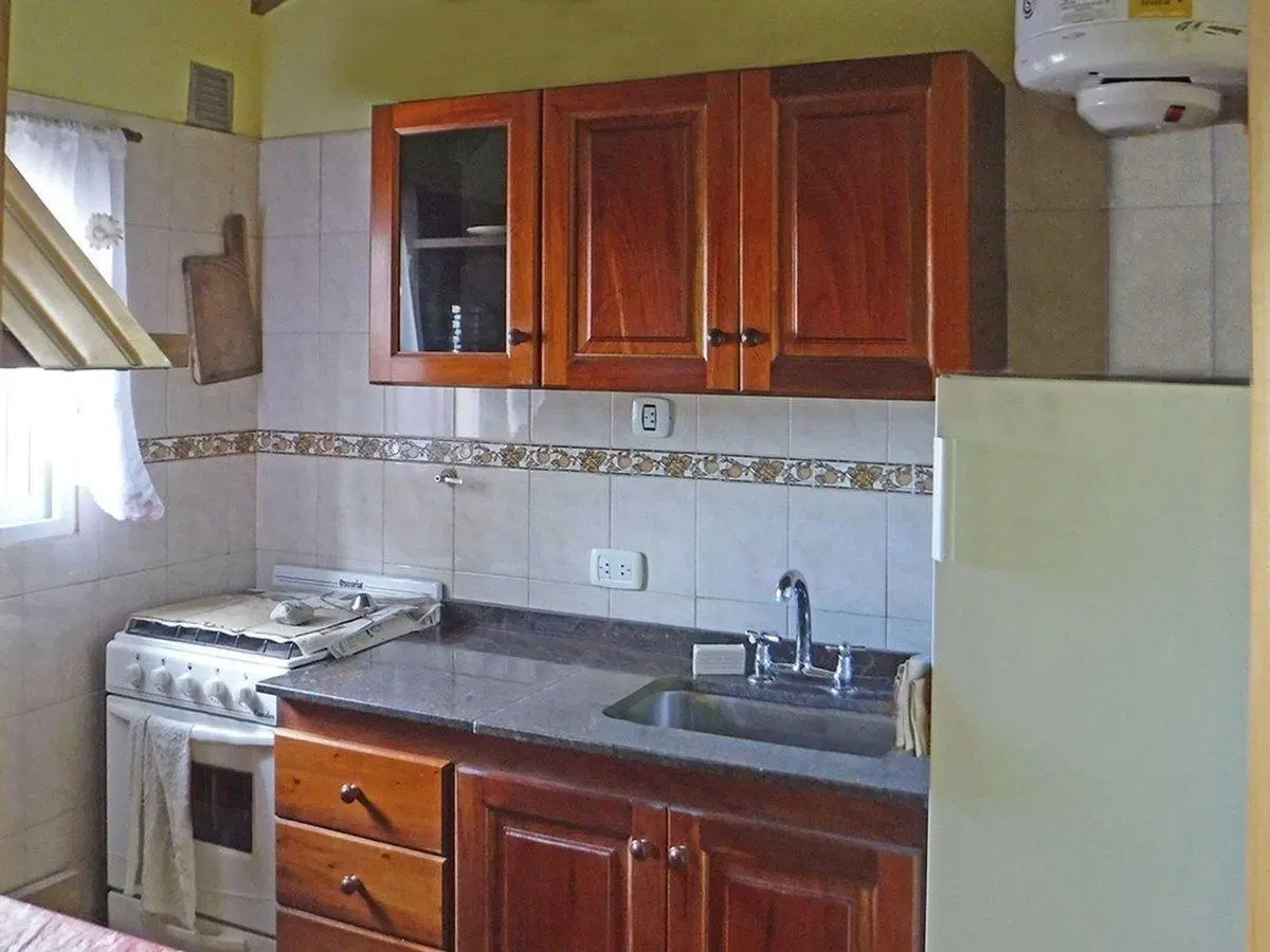 Venta casa Santa elena a media cuadra del mar 5amb 4