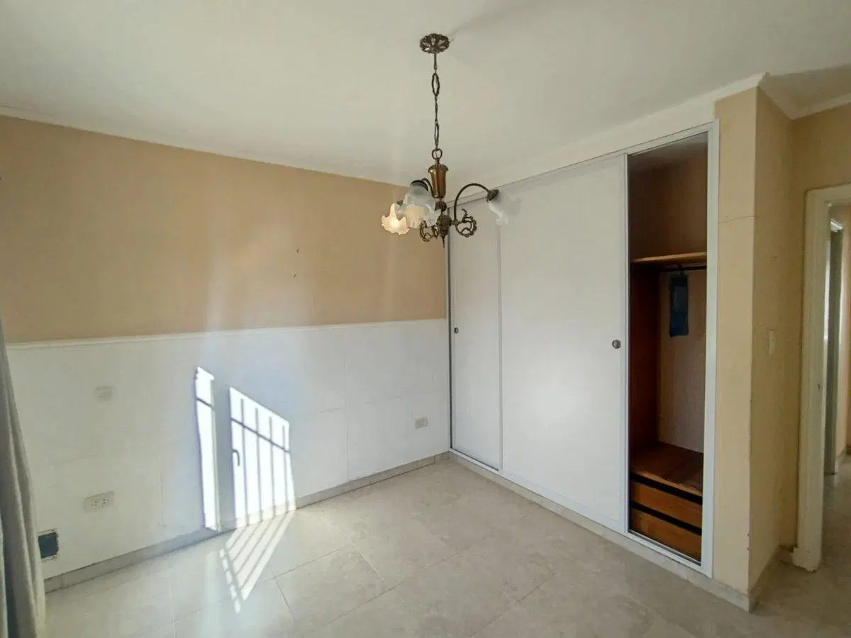 Venta Casa Calle 87 y 32-Gran ubicación-Necochea 4