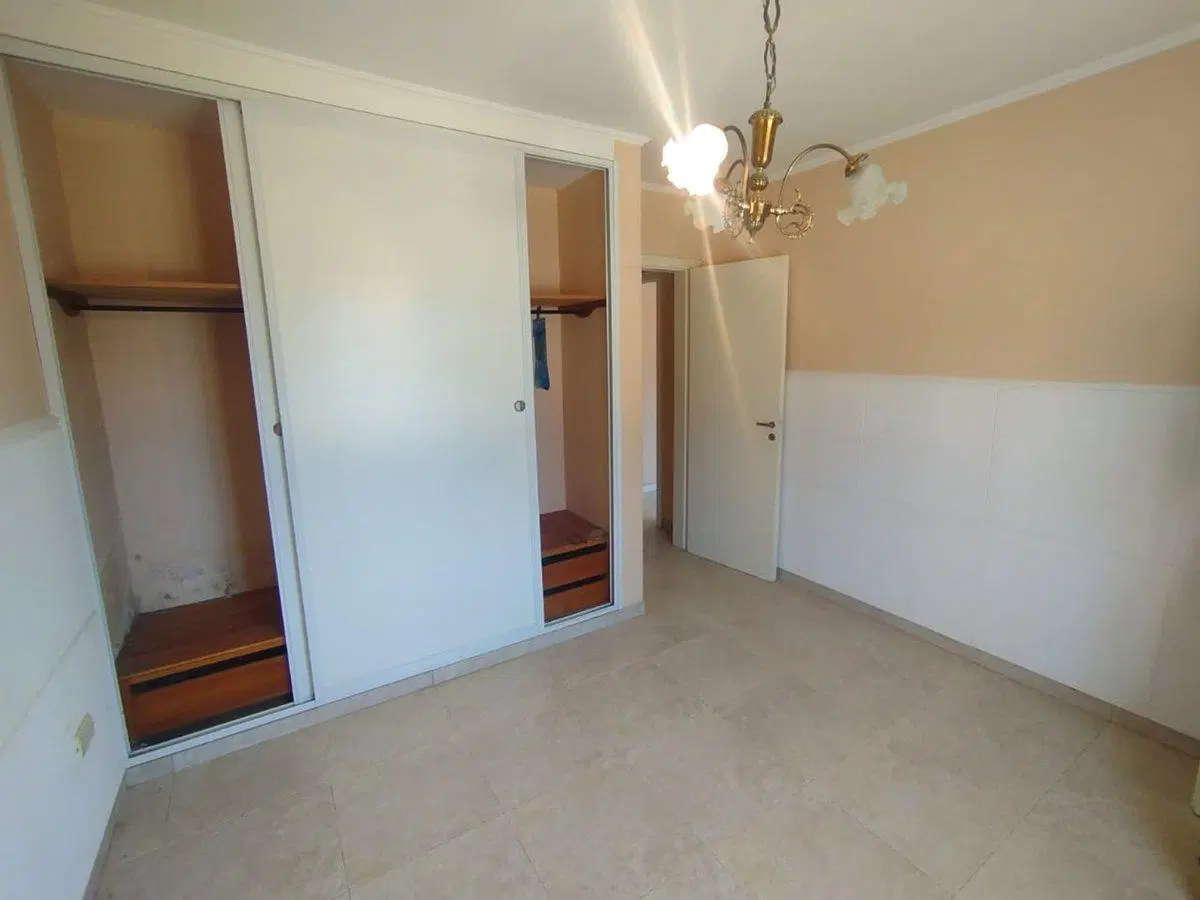 Venta Casa Calle 87 y 32-Gran ubicación-Necochea 3