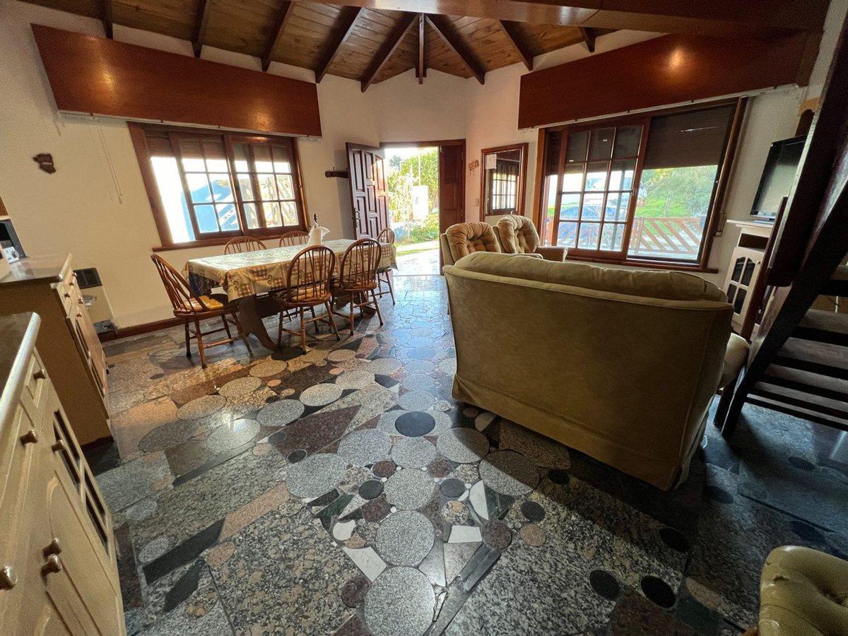 Foto de VENTA 2 CASAS EN BLOCK 2 CUADRAS D/ MAR SANTACLARA, imagen 5