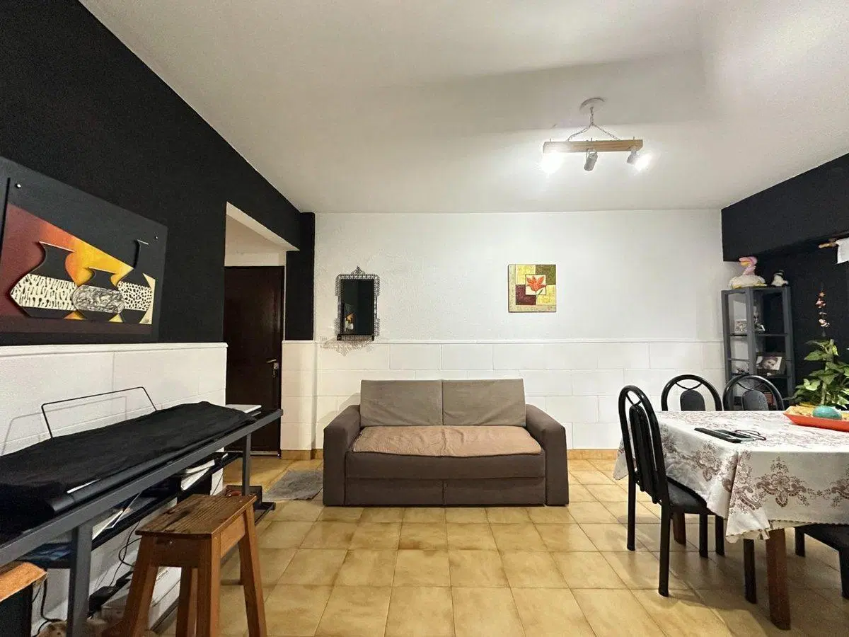 VENTA Departamento 3 ambientes con balcón 4