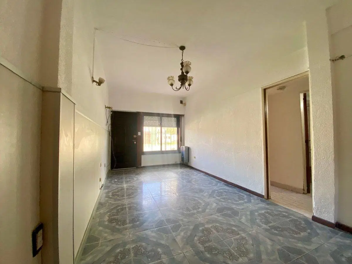 Depto 3 ambientes al frente en barrio Zacagnini 3