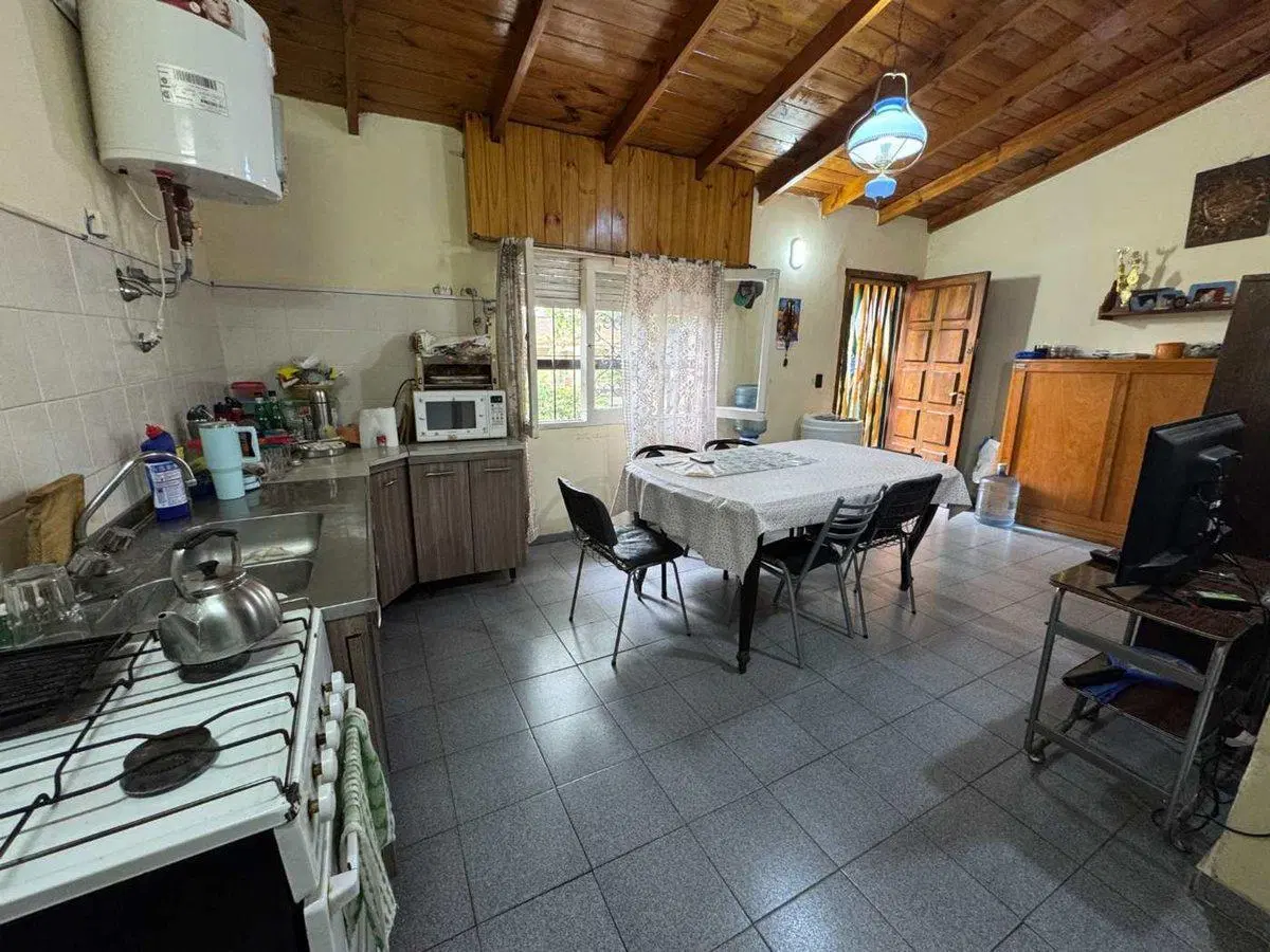 venta casa 3 ambientes San Patricio 3