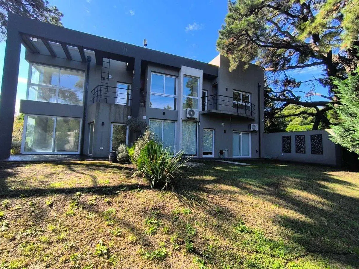 Venta Departamento 3 ambientes Estrenar c/cochera 5