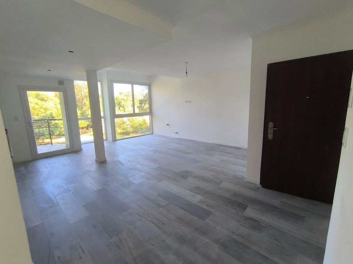 Venta Departamento 4 ambientes Estrenar c/cochera 5