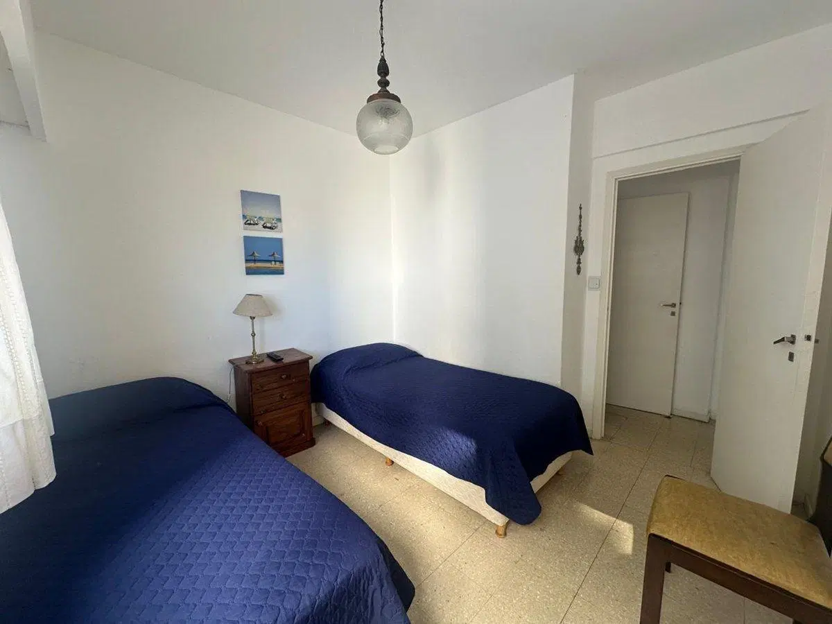 Hermoso Dpto en Zona I, Miramar-4 Amb. Con Cochera 2