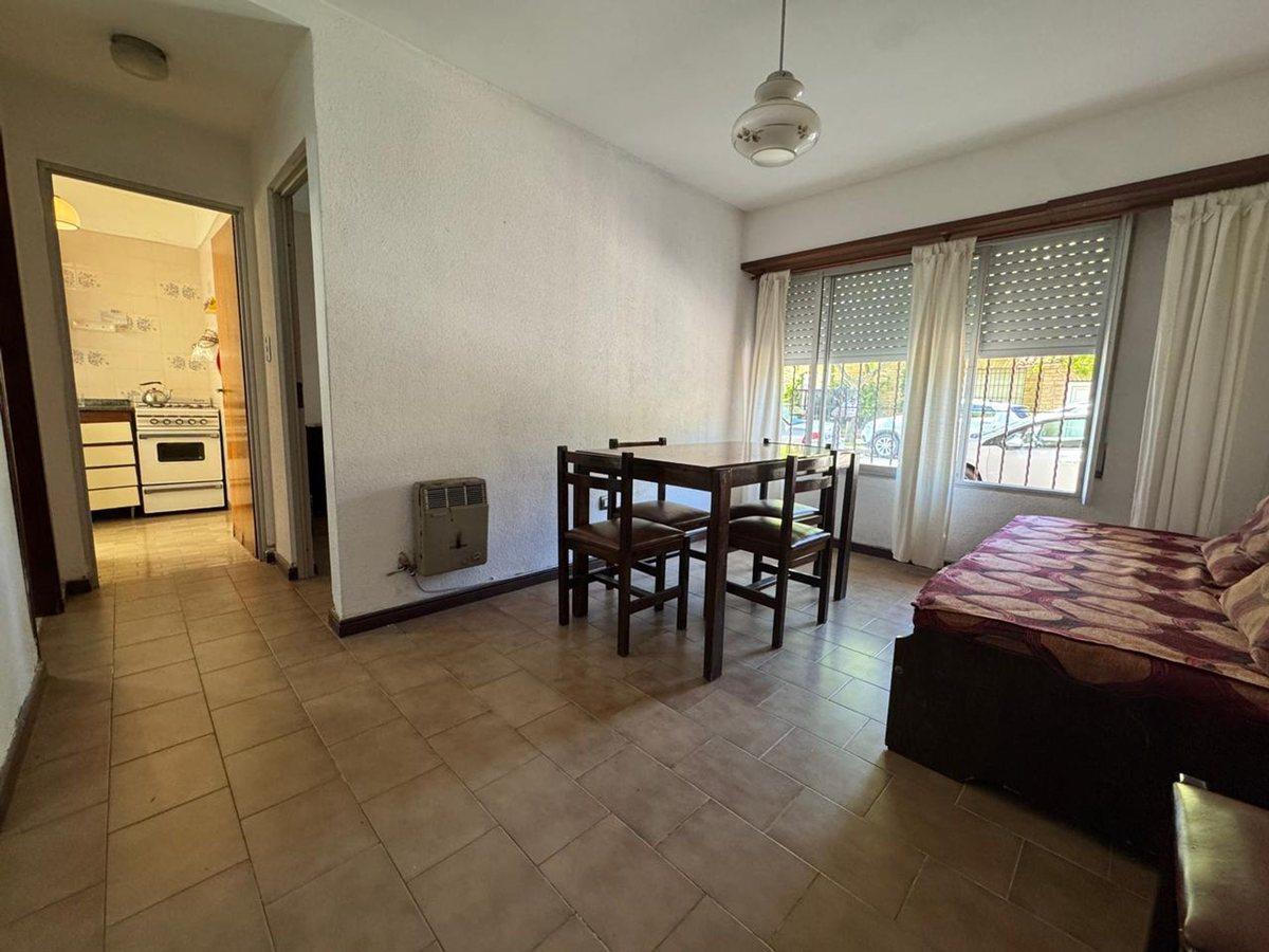 Foto de VENTA DEPARTAMENTO 2 AMBIENTES FRENTE LUMINOSO, imagen 3