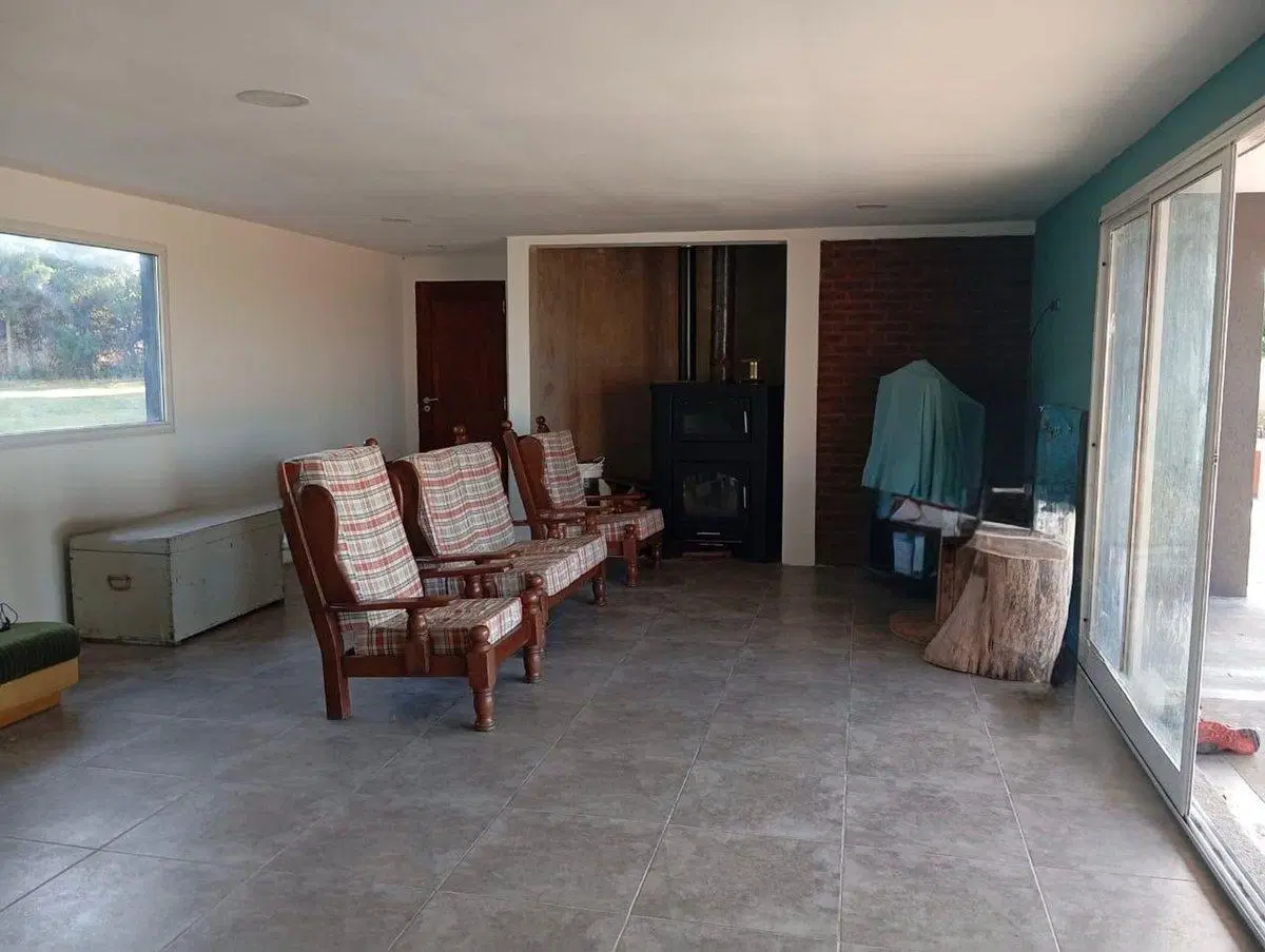 CASA QUINTA CON PILETA Y AMPLIO PARQUE, LA BRAVA 4