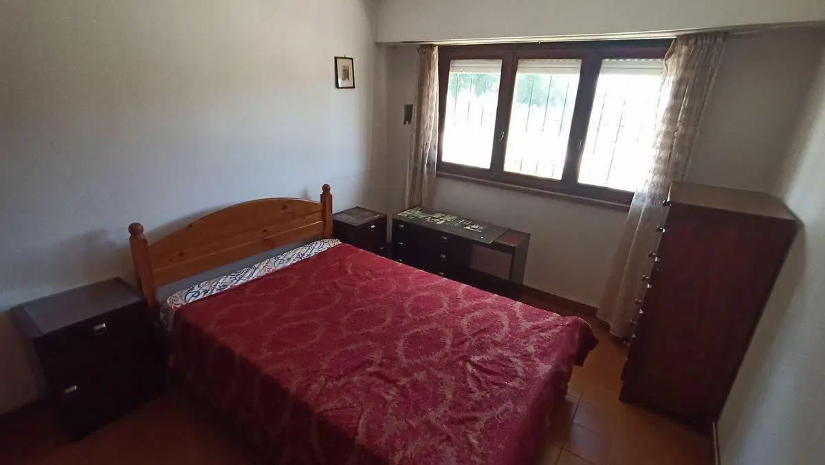 CASA 3 AMBIENTES CON GARAJE, JARDÍN Y PATIO 2