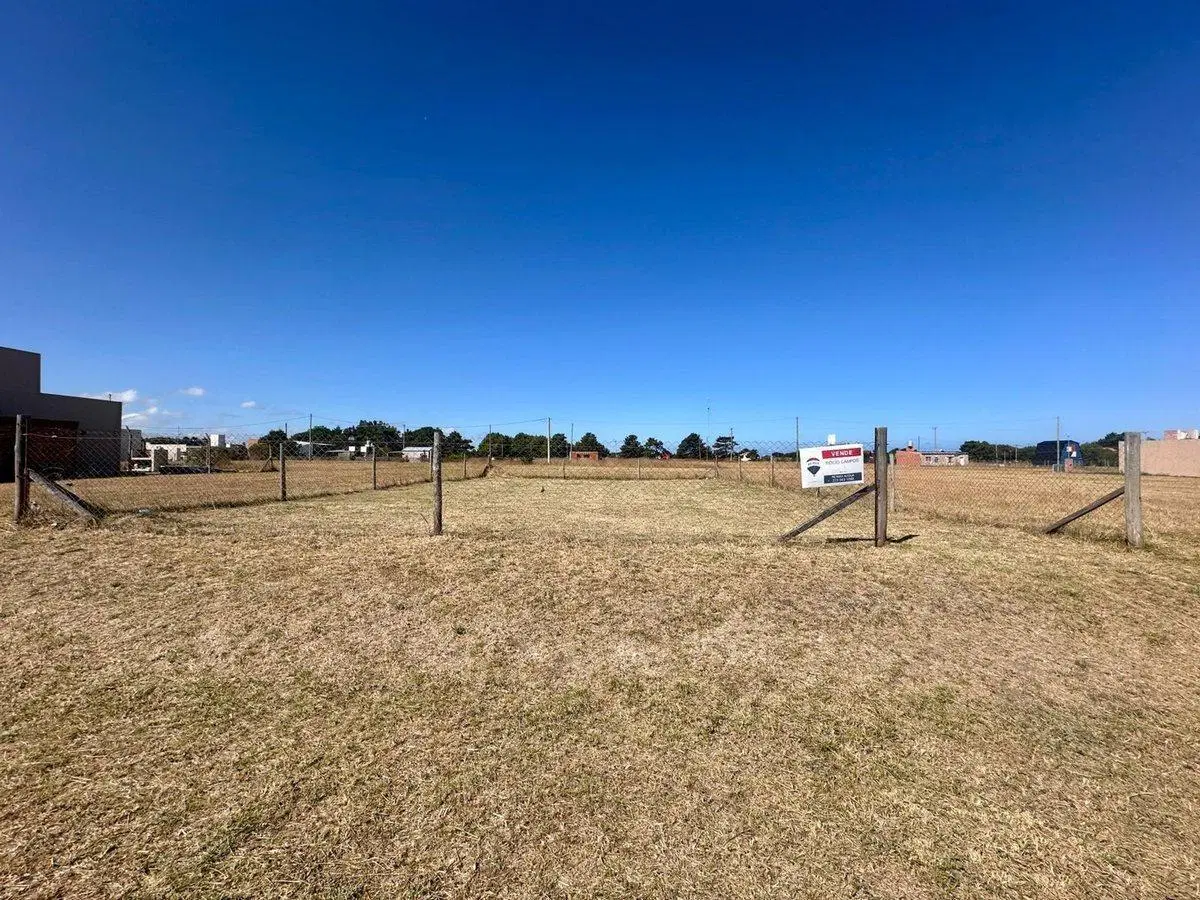 Lote en El Marquesado Cercado listo paraconstruir 3
