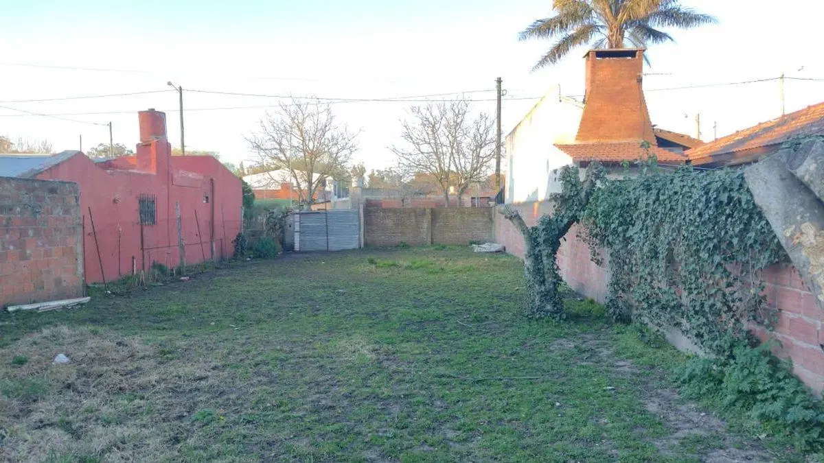 LOTE CAMET 300M2 TODOS LOS SERVICIOS/PERMUTA 2