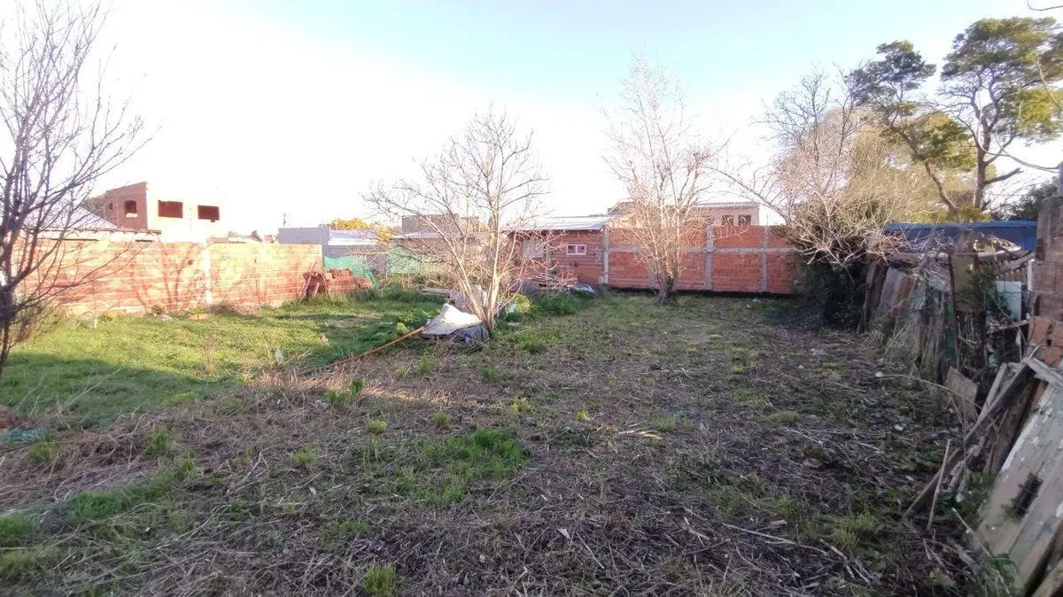 LOTE/TERRENO BARRIO AEROPARQUE 370m2 T/PERMUTA 4