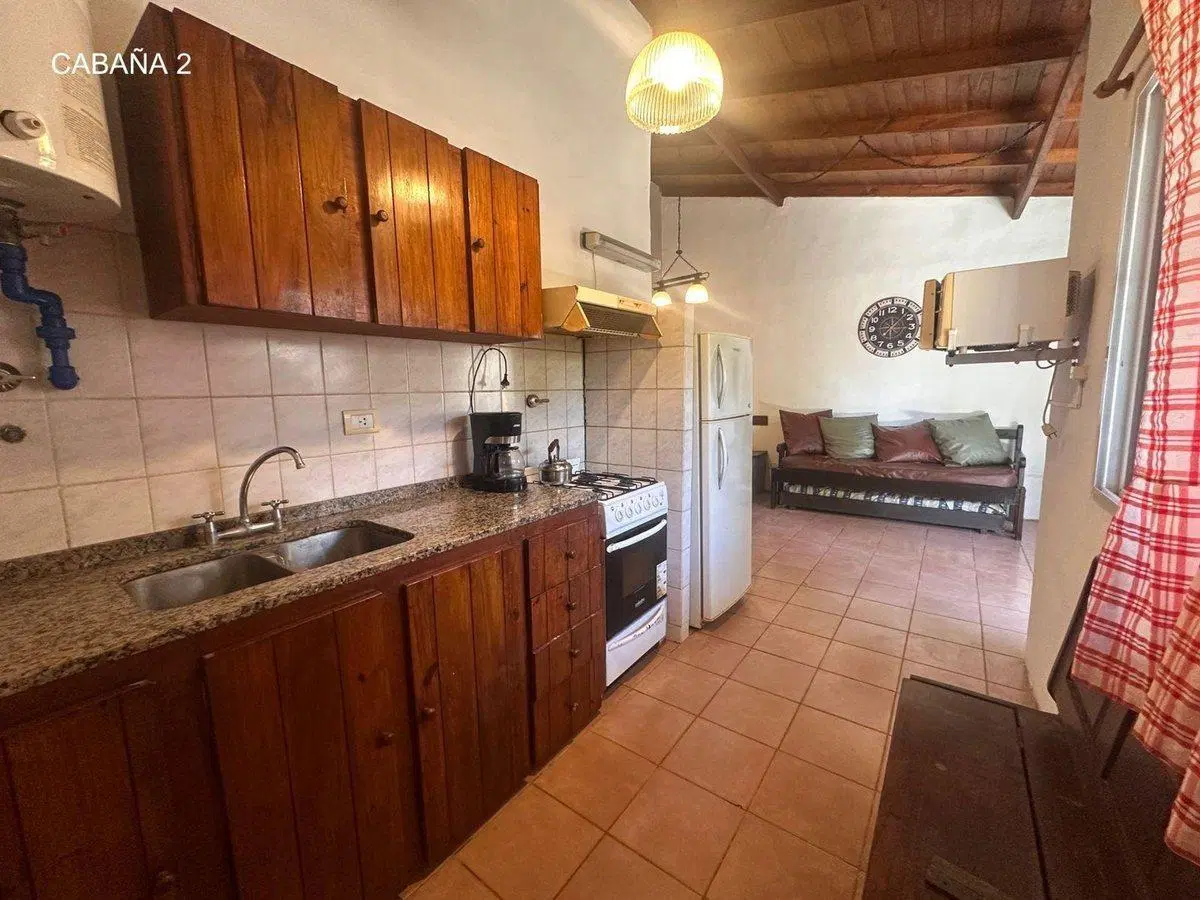 Complejo de 2 cabañas de 3Amb con jardín y cochera 8