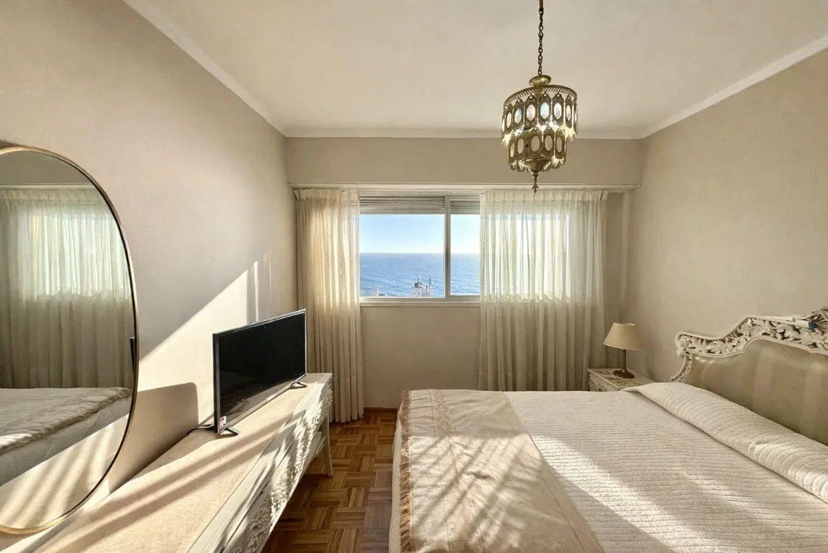 4 ambientes + dependencia y vista a mar c/cochera 4