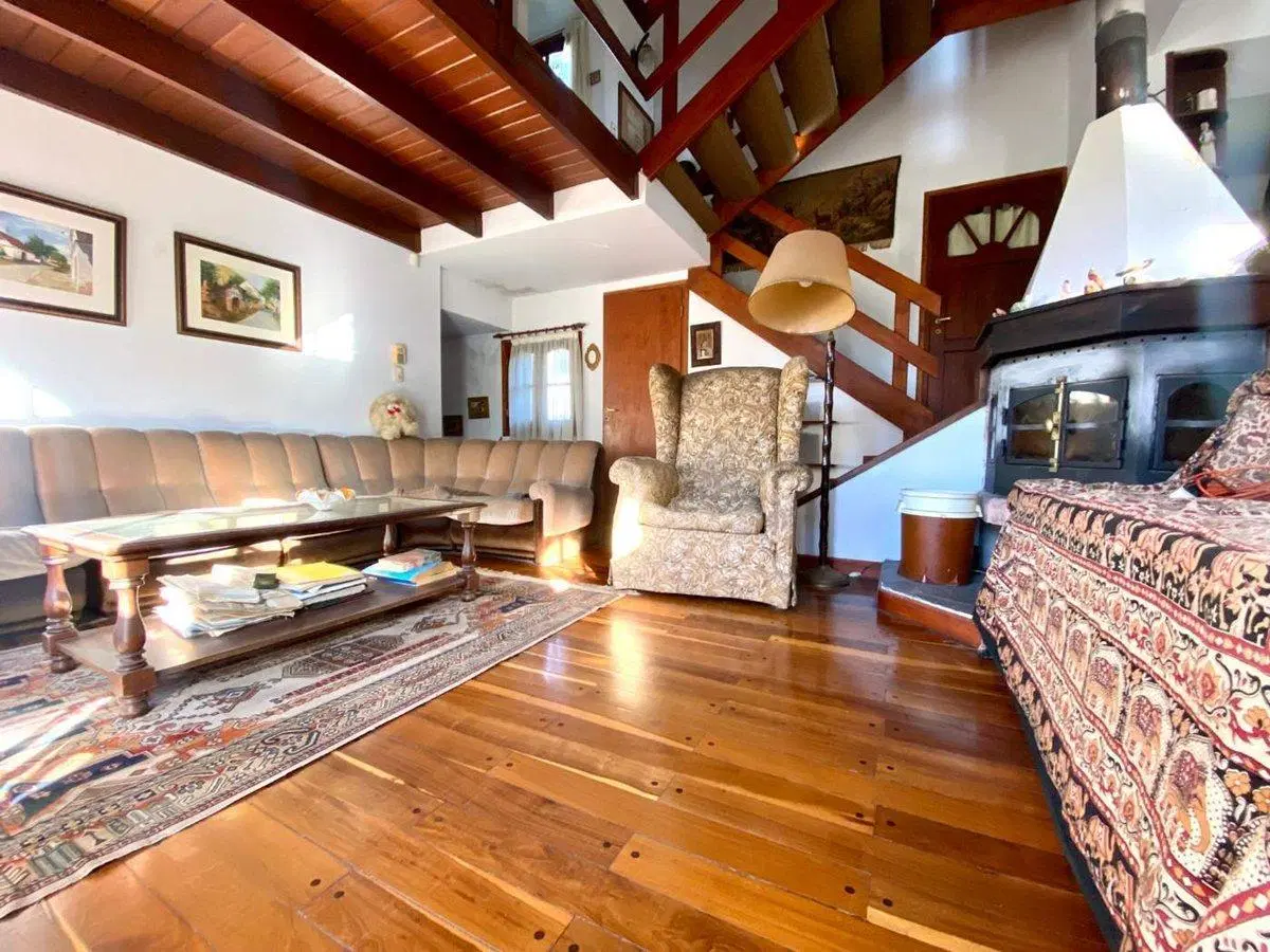 Venta casa 5 amb c/pileta - Sierra de Los Padres 5