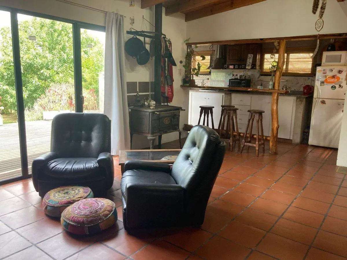 VENTA CASA + DEPTO, PARQUE Y PILETA, CLAROMECO 4