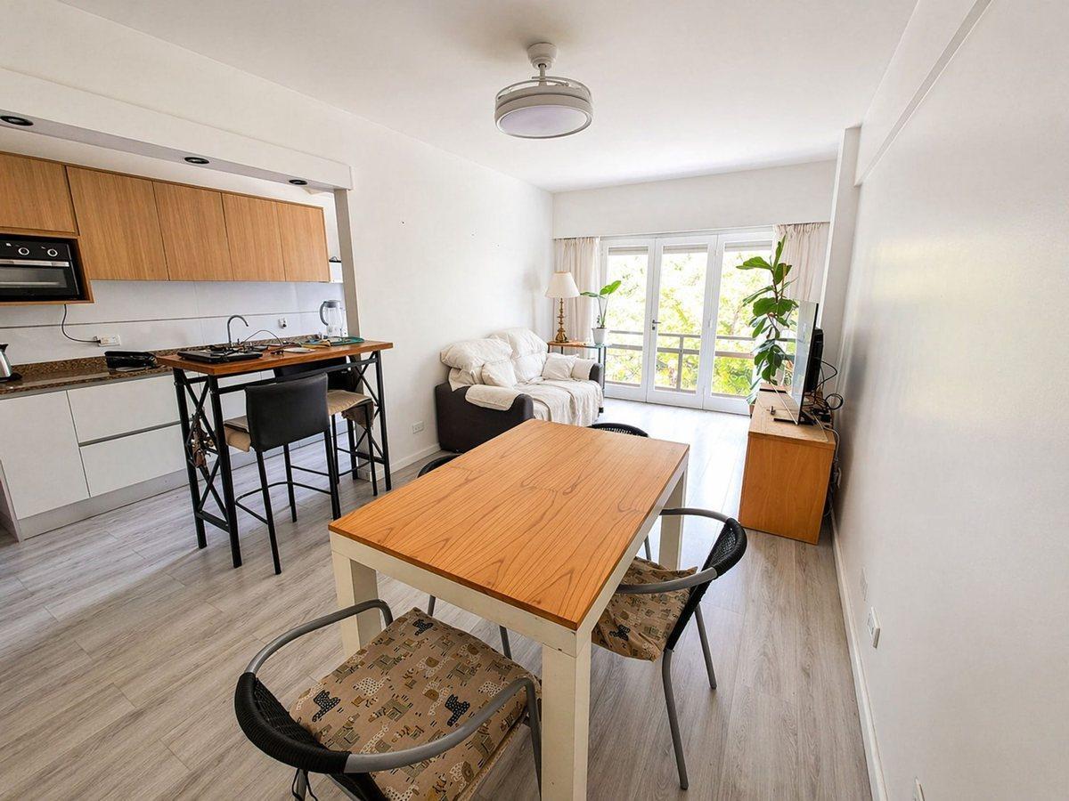 VENTA DPTO 4AMB FRENTE RECICLADO COCHERA Y BAULERA