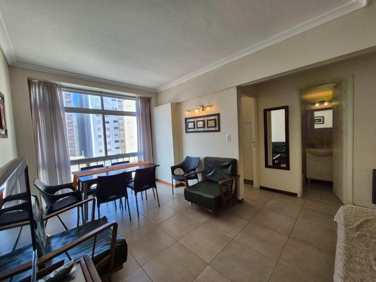 Foto de Venta Depto 2 ambientes al frente zona Guemes, imagen 4