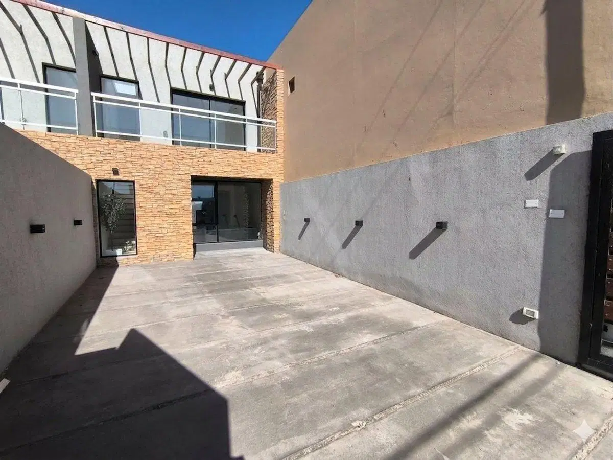 DUPLEX 3 AMB EN VENTA A ESTRENAR EN NECOCHEA 5