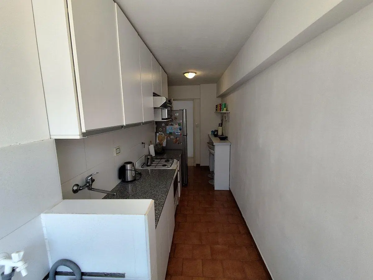 Venta Departamento 3 Amb. con Cochera - San Jose 4