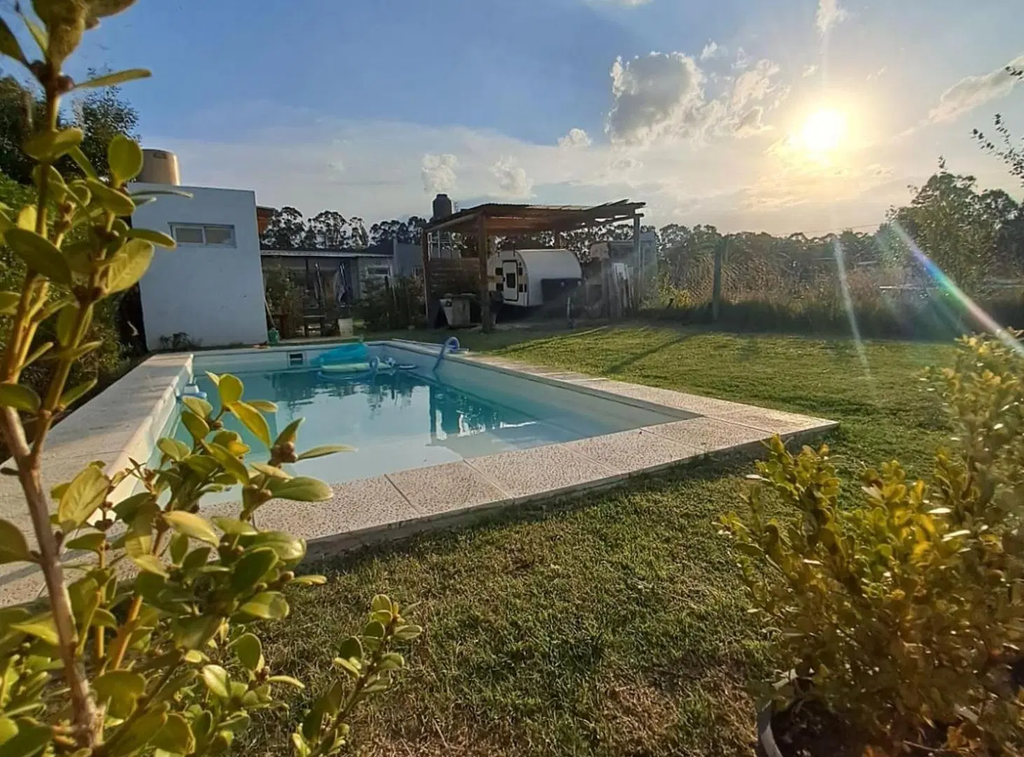 terreno en venta playa los lobos con pileta Y baño 2