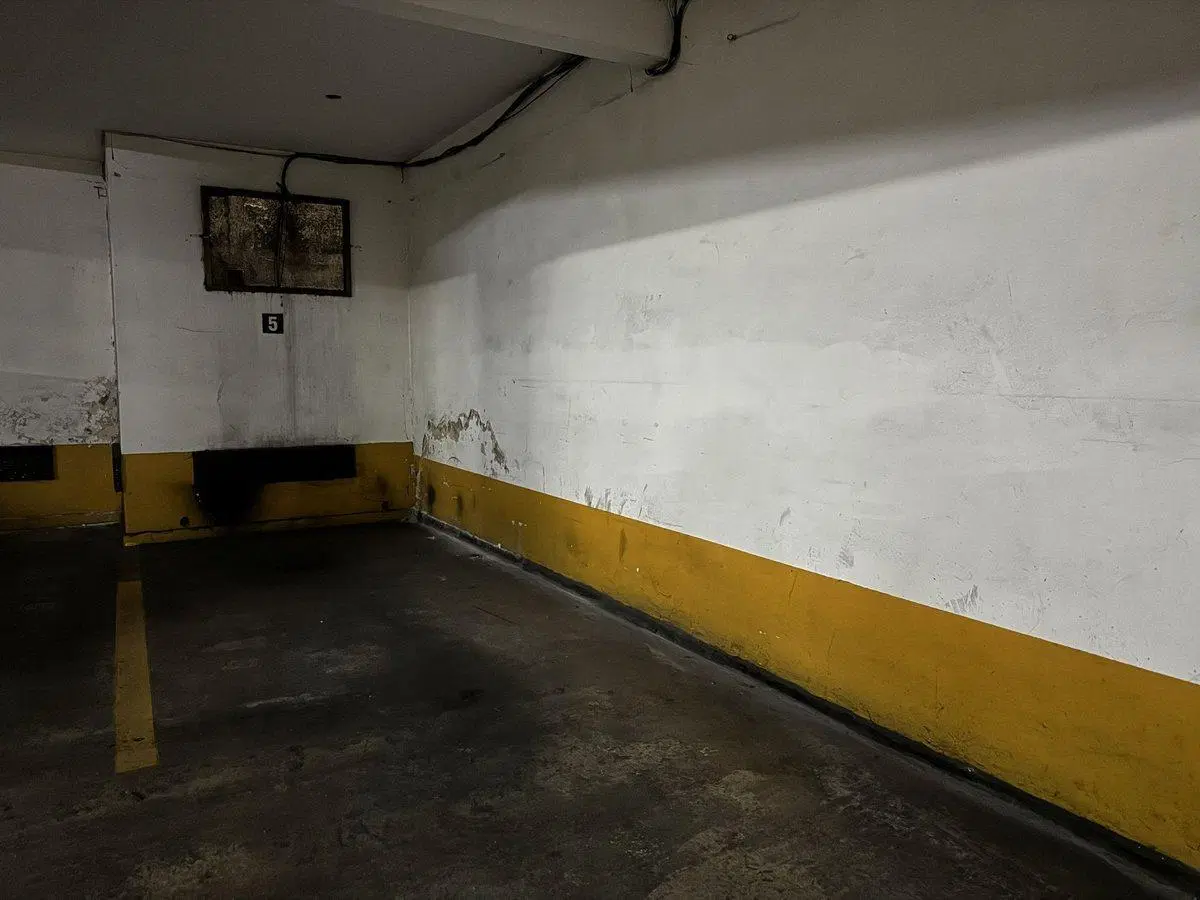 VENTA Cochera PB Centro Edificio Bocinas 3