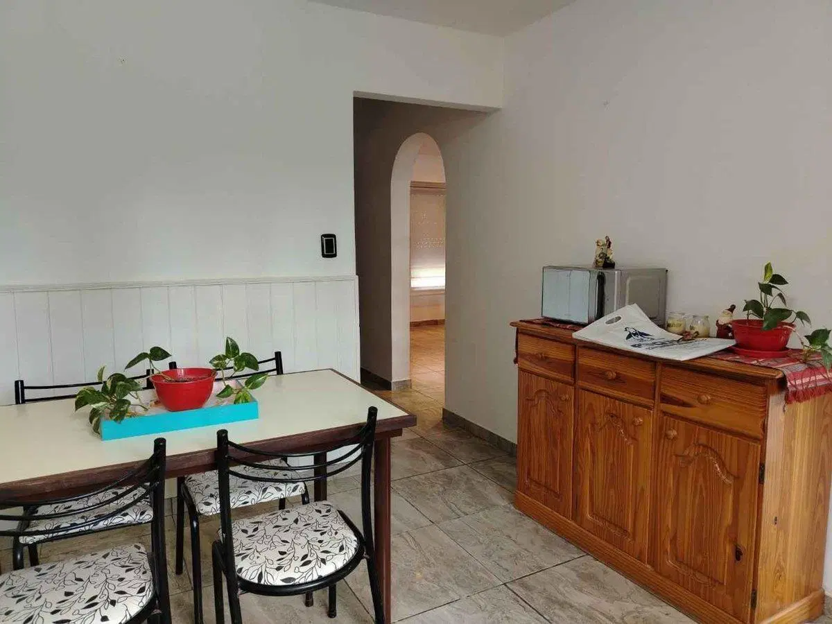 Venta Casa 4 ambientes c patio Santa Clara del Mar 4
