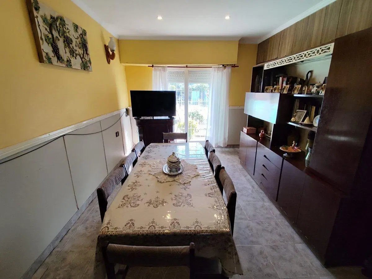 Oportunidad Casa + Depto en Barrio Pueyrredon 5