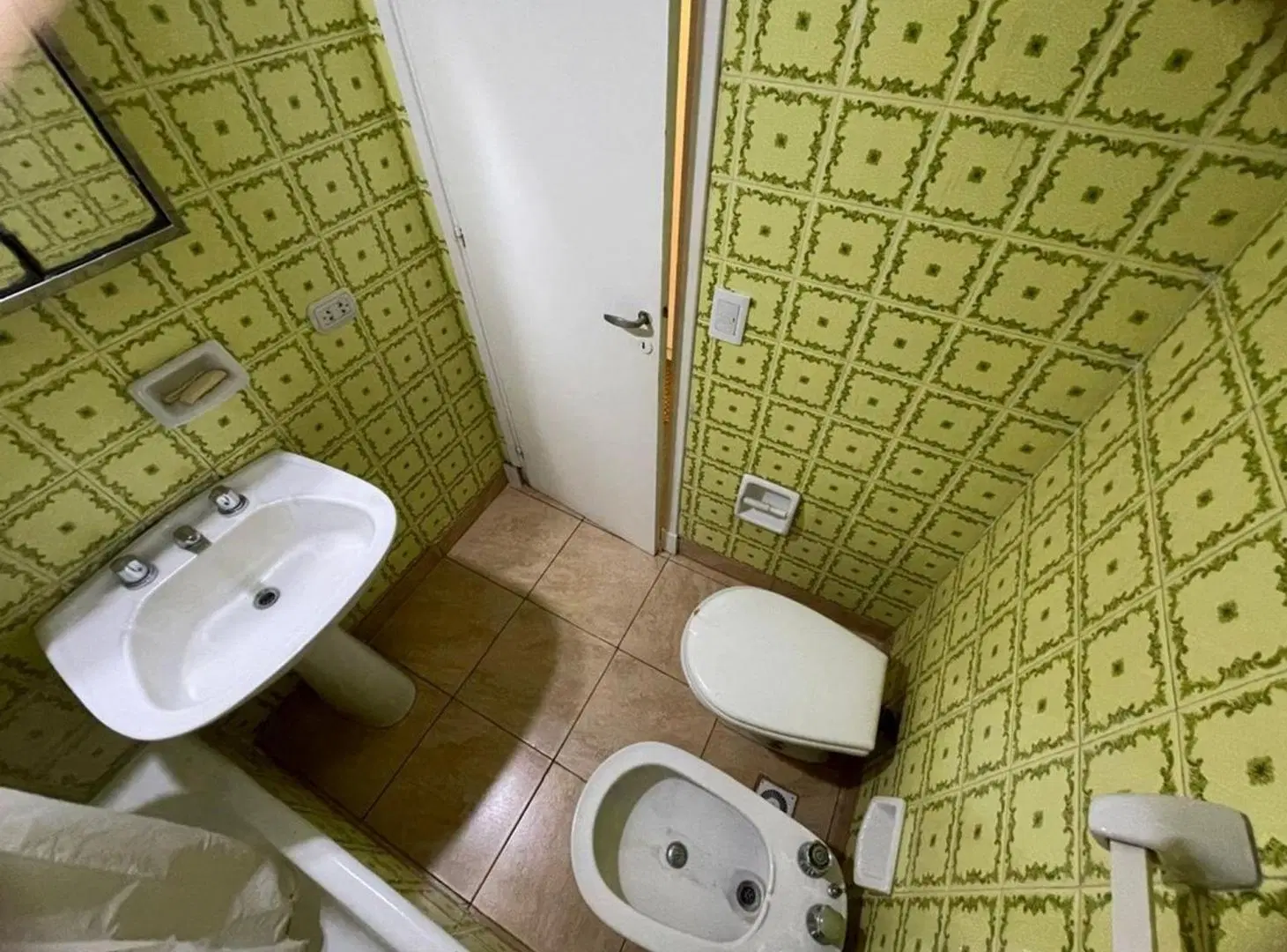 VENTA MONOAMBIENTE LUMINOSO 2