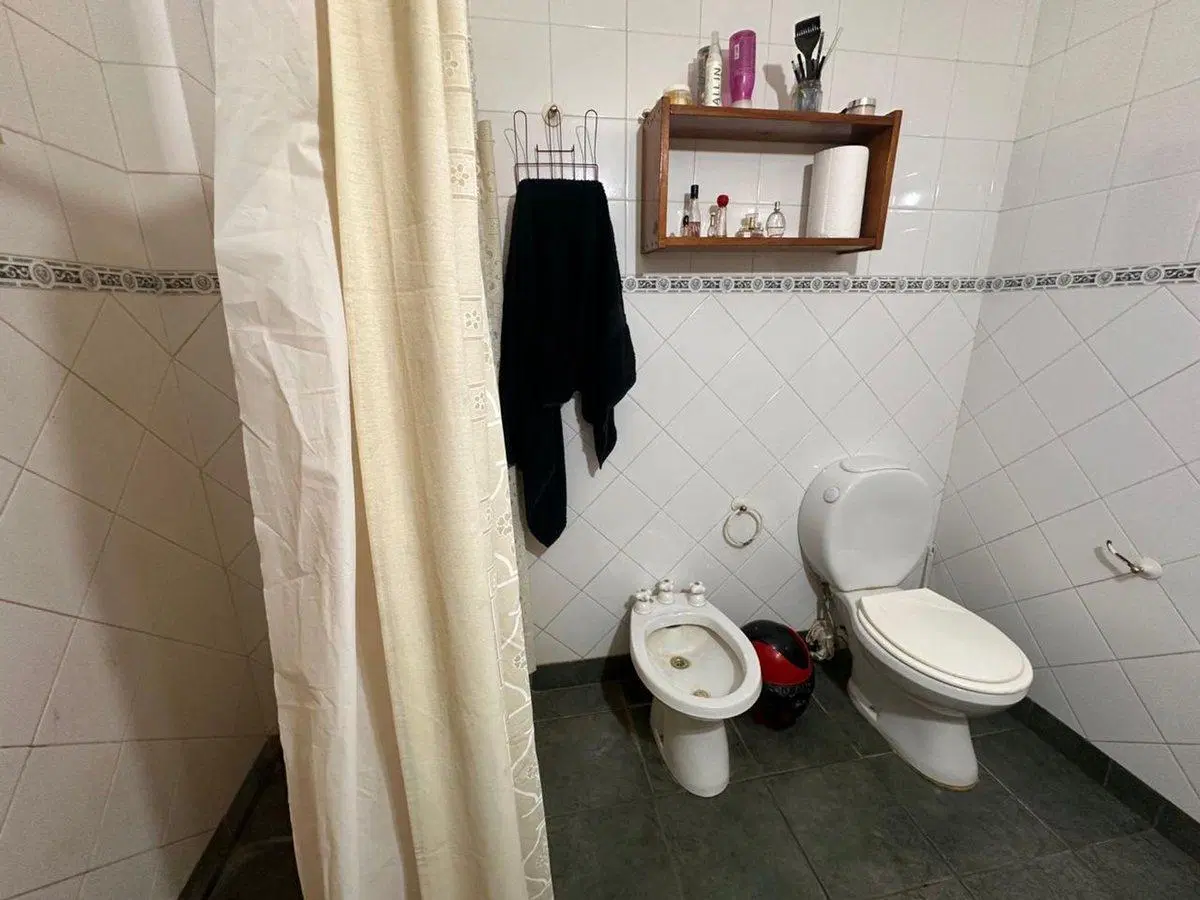 VENTA CASA 4 AMBIENTES ZONA DE TODO EL AÑO 4