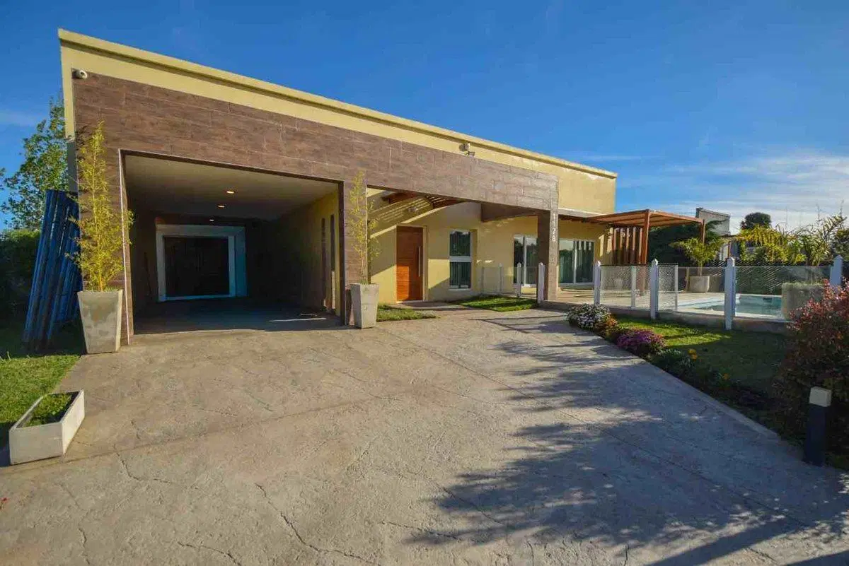 CASA 3 AMBIENTES 160M2 C/PILETA CONTRUCCION NUEVA 5