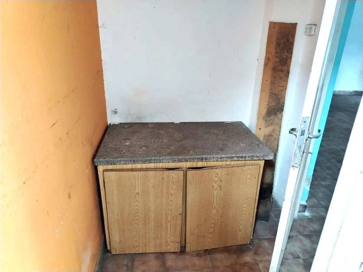 Venta Local, Cochera y 2 Casas a Reciclar Avenidas 8