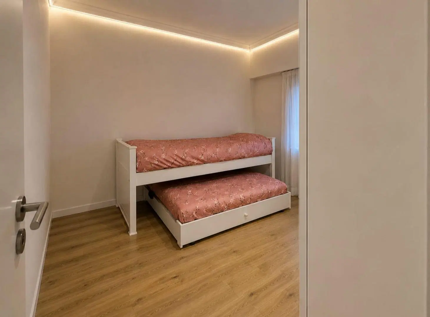 Venta Depto 3 Amb Reciclado con Patio en Chauvin 5