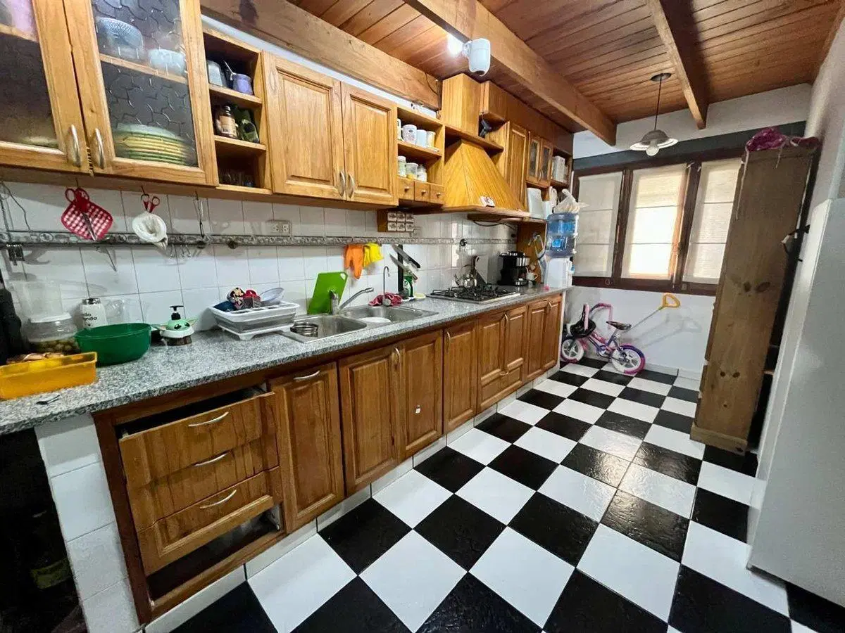 CASA EN VENTA 5 AMB PLAYA NECOCHEA 5