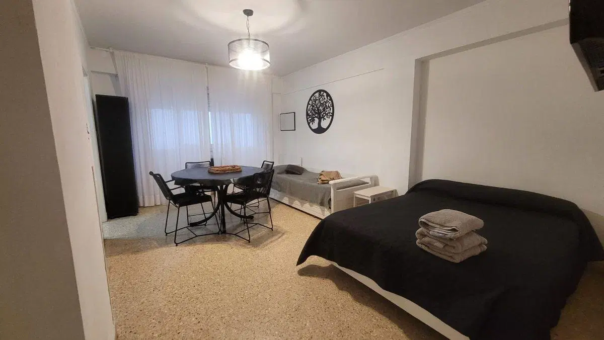 Alquiler Monoambiente con Cocina Separada - centro 5