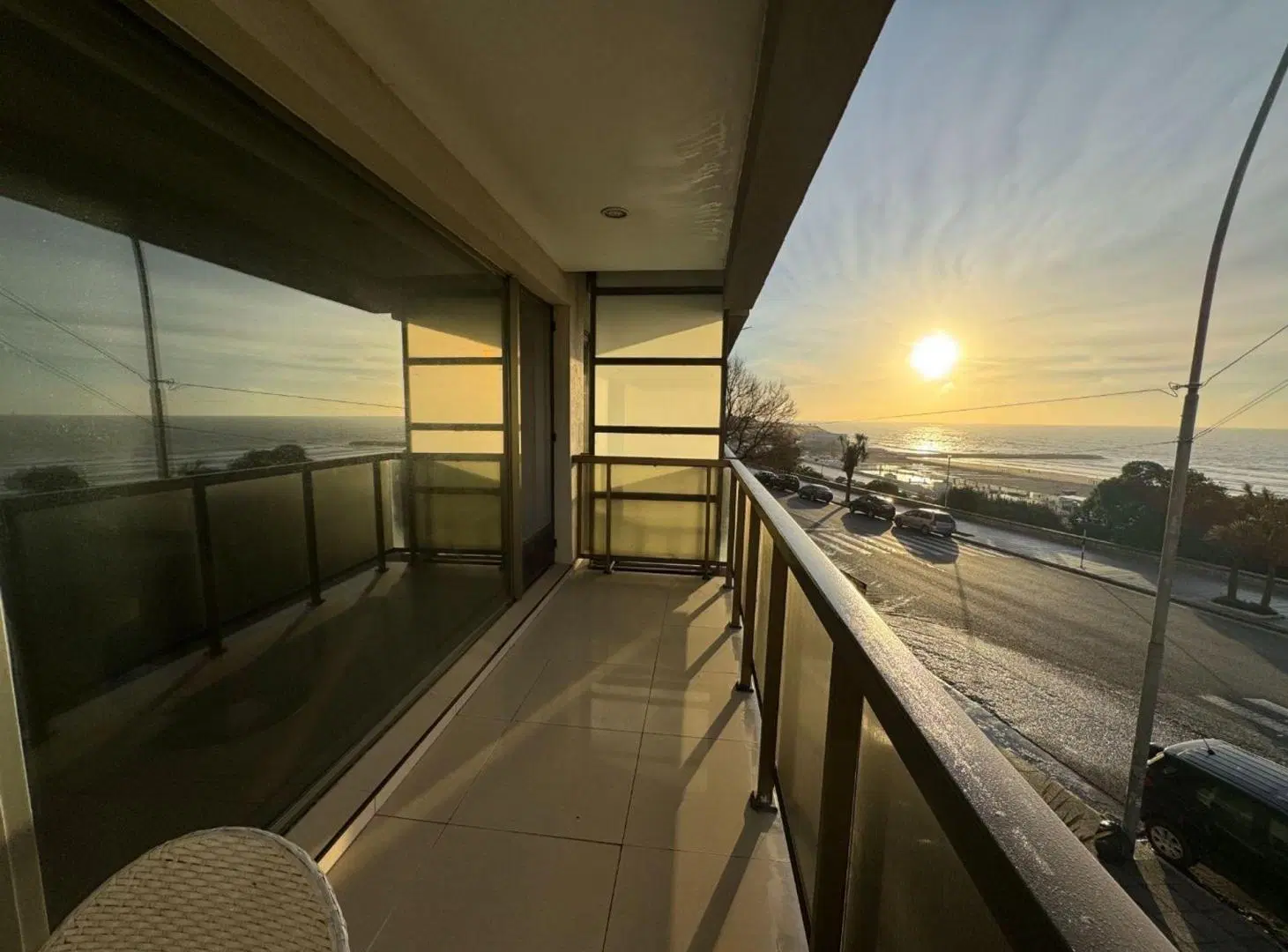 VENTA 3 amb c/ cochera y vista al mar Playa Grande 2