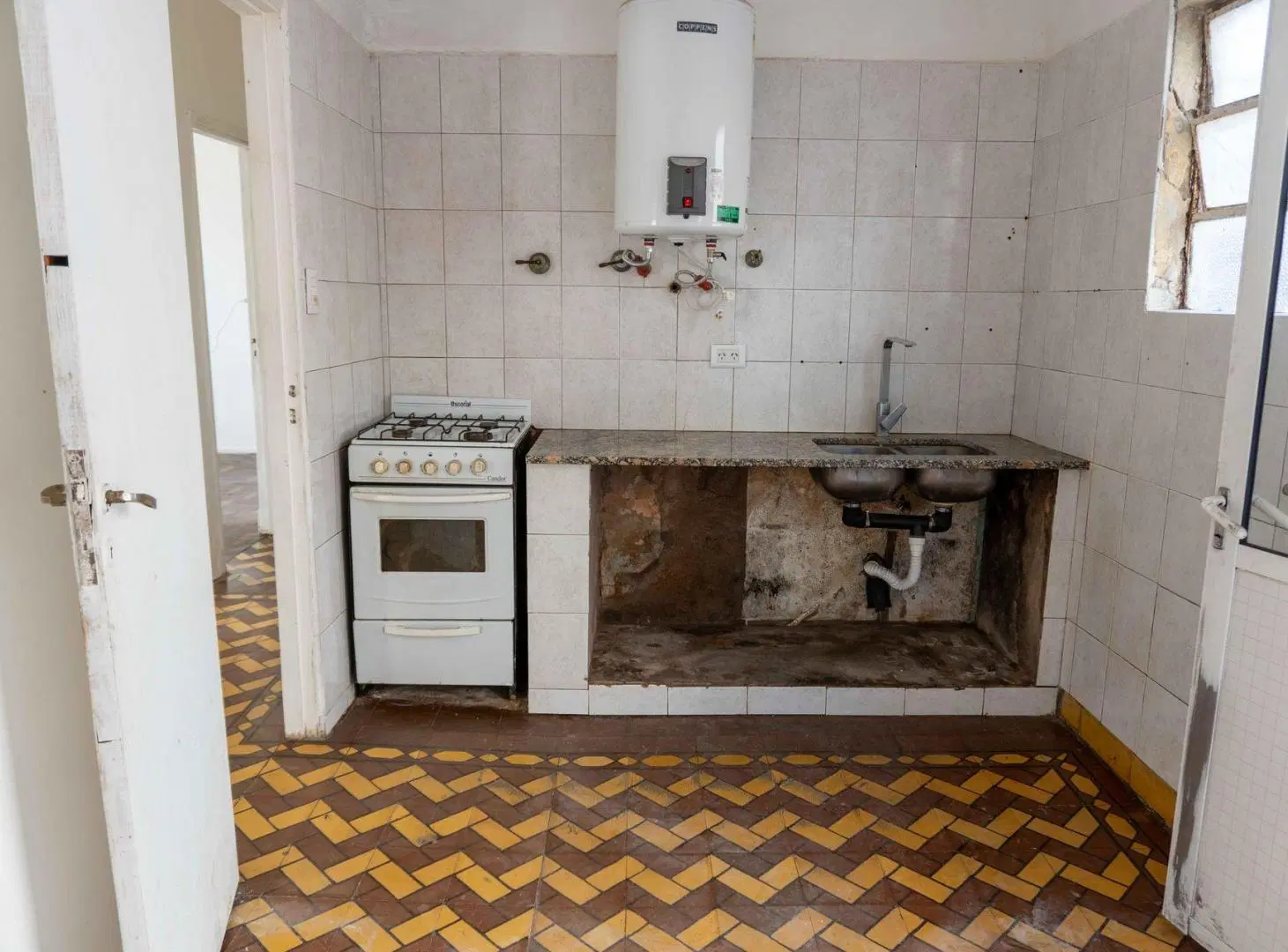 CASA 4 AMB A RECICLAR 4