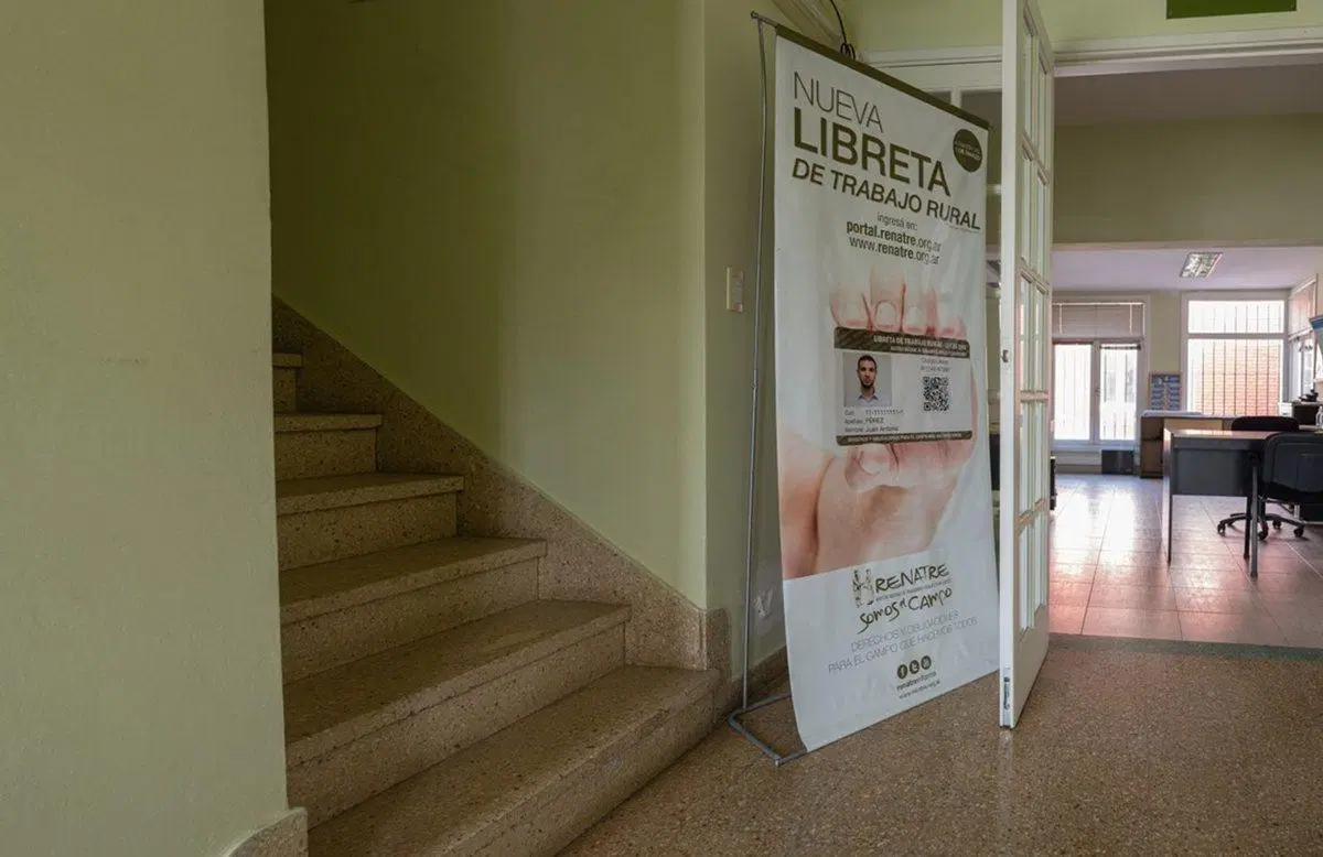 Venta Casa u Oficina 7 ambientes Av. 59 Necochea 3