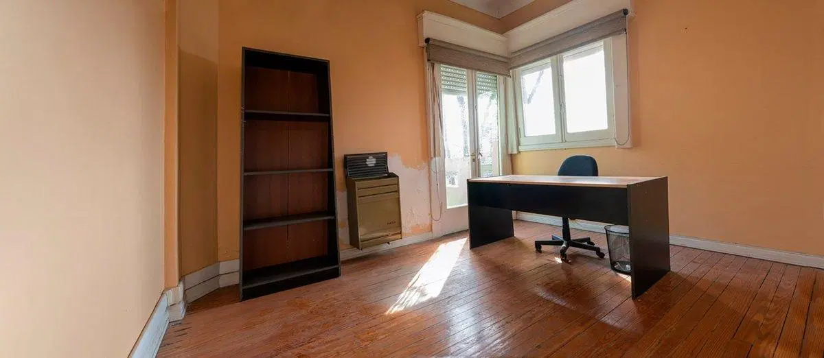 Venta Casa u Oficina 7 ambientes Av. 59 Necochea 4