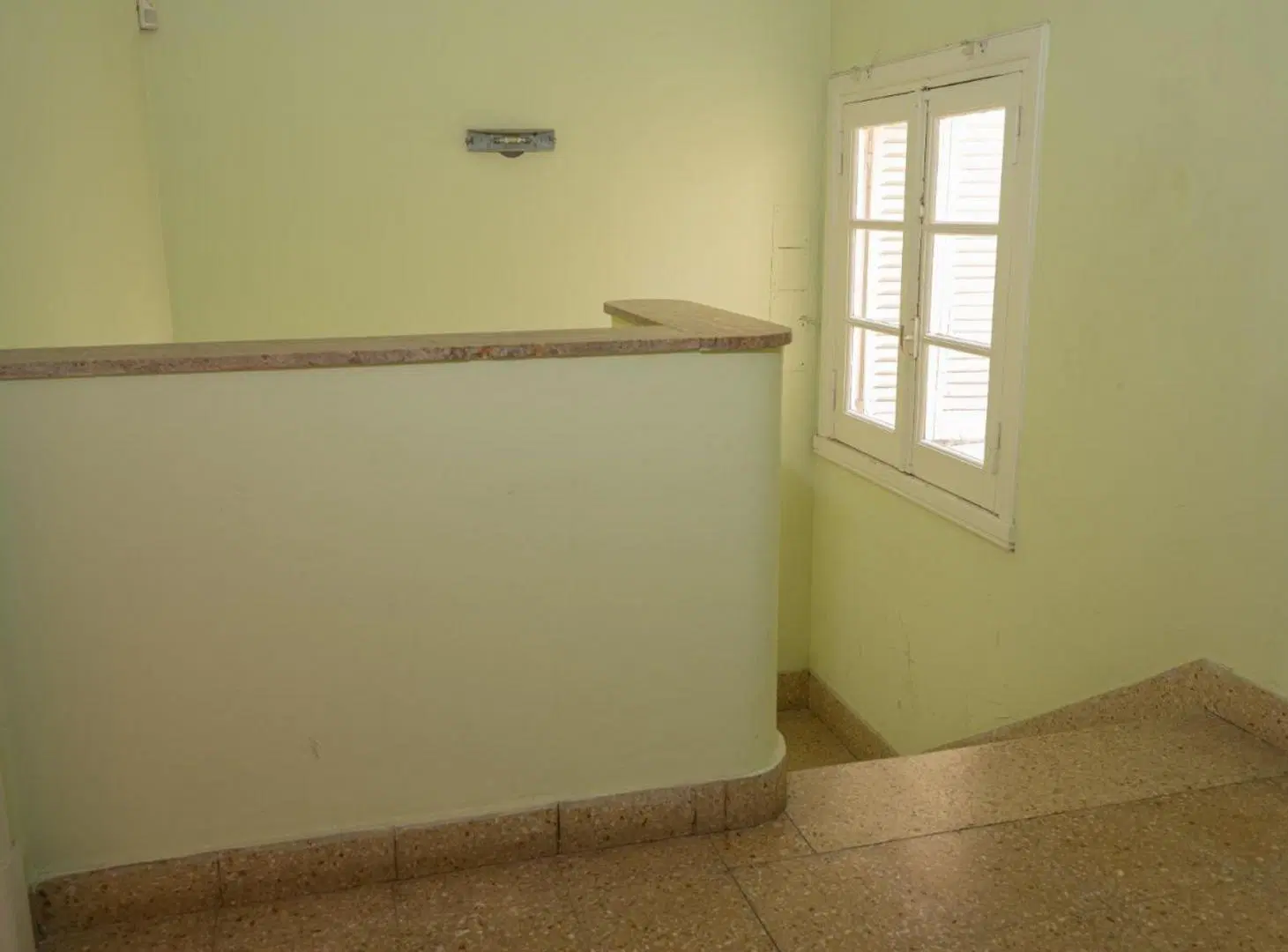 Venta Casa u Oficina 7 ambientes Av. 59 Necochea 5